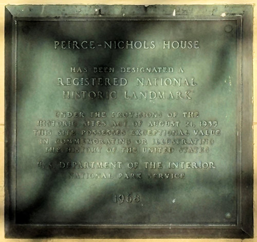 Plaque